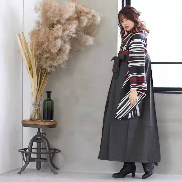 Striped Kimono & Black Hakama Set