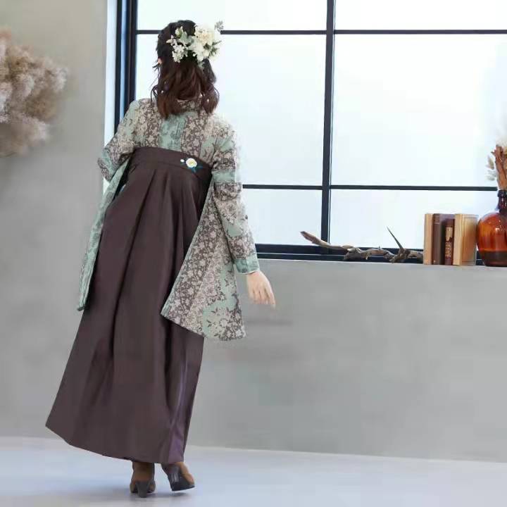 Floral Kimono & Dark Purple Hakama Set