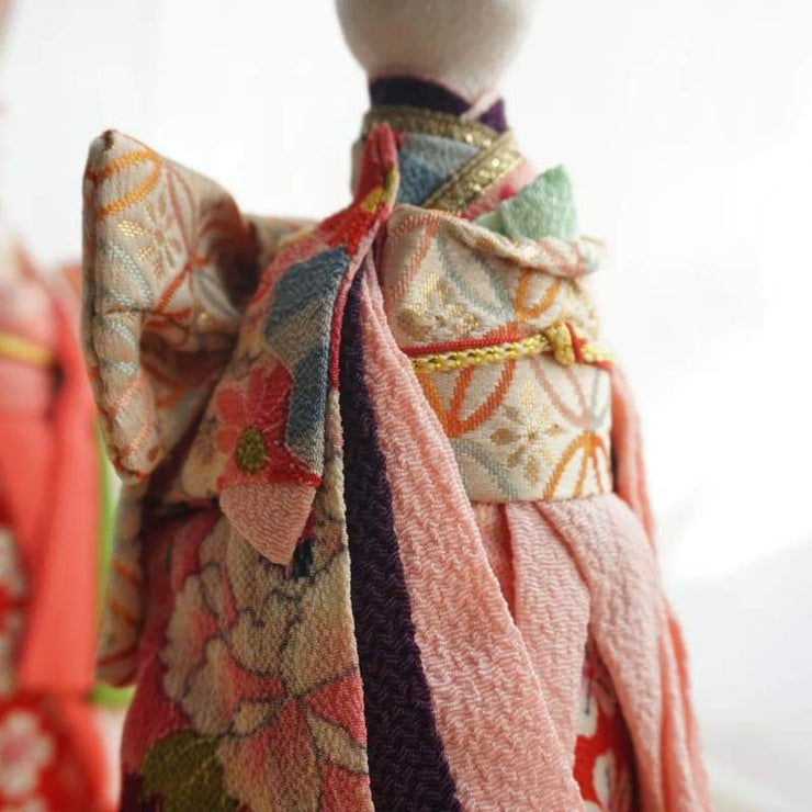 | Handmade Japanese Kimono Rabbit Music Box - Deluxe Bow Red | Foxtume
