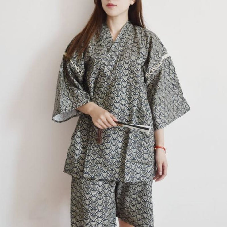 Yukata | Traditional Seigaiha Ocean Wave Pattern Womens Jinbei | Foxtume